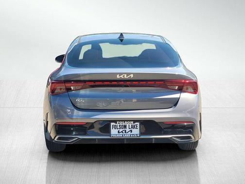 Everlasting Silver 2022 Kia K5 LXS