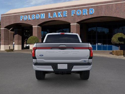 2025 Ford F-150 Lightning LARIAT