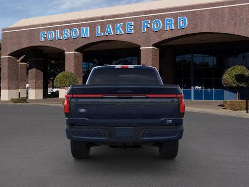 2025 Ford F-150 Lightning LARIAT