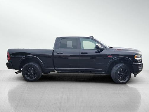 2022 RAM 3500 Laramie