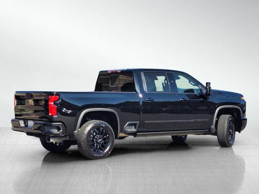 2025 Chevrolet Silverado 2500 High Country