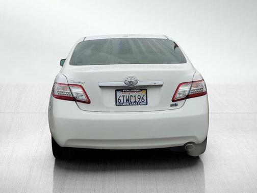 2011 Toyota Camry Hybrid 