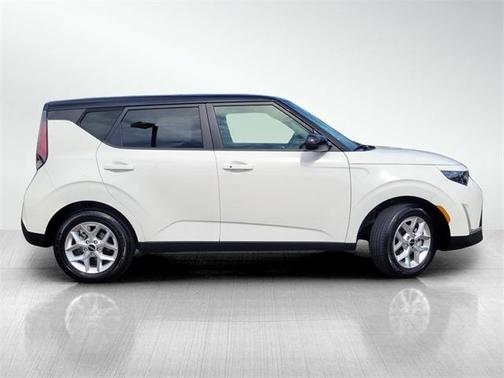 2024 Kia Soul S