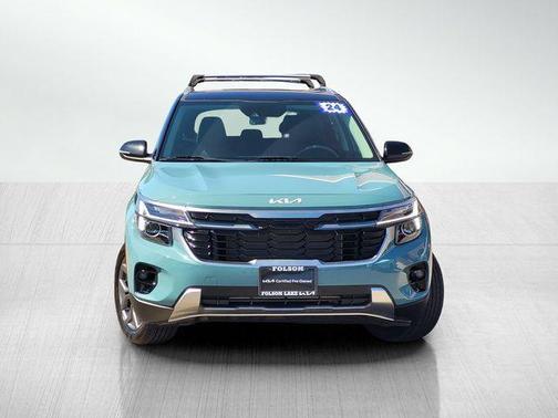 Blue / Black 2024 Kia Seltos S