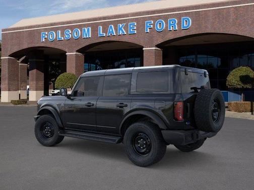 Shadow 2026 Ford Bronco Outer Banks