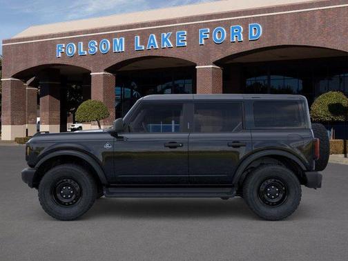 Shadow 2026 Ford Bronco Outer Banks