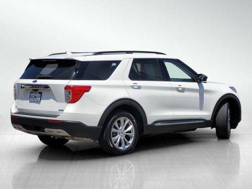 White Metallic 2020 Ford Explorer XLT