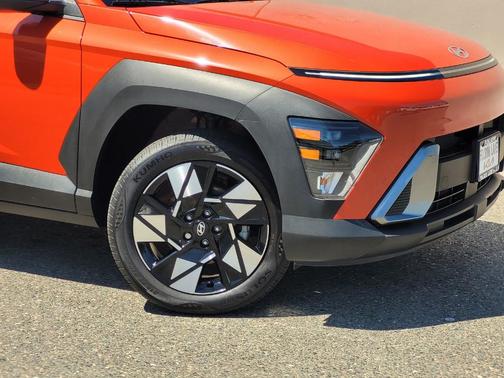 Orange Pearl 2025 Hyundai KONA SEL