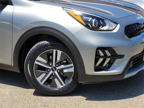 2022 Kia Niro Plug-In Hybrid EX Premium