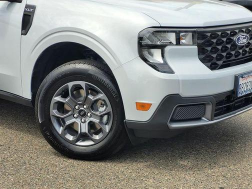 White Metallic 2026 Ford Maverick XLT