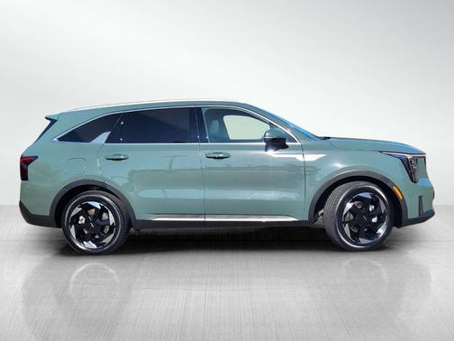 2025 Kia Sorento Plug-In Hybrid EX