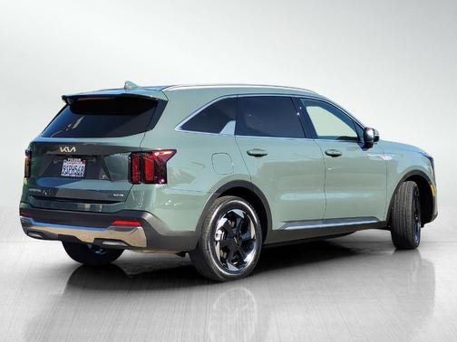 2025 Kia Sorento Plug-In Hybrid EX