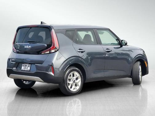 Gray 2025 Kia Soul LX