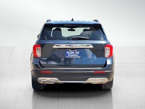 Stone Blue Metallic 2022 Ford Explorer XLT