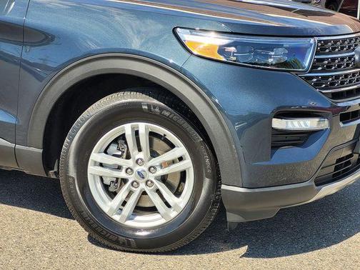Stone Blue Metallic 2022 Ford Explorer XLT