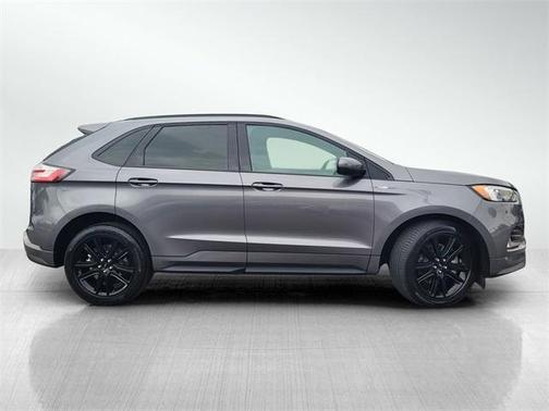 2022 Ford Edge ST Line