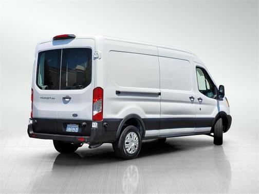 2019 Ford Transit-250 148 WB Medium Roof Cargo