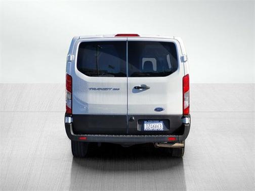 2022 Ford Transit-250 Base