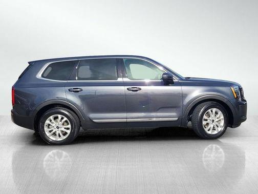2022 Kia Telluride LX