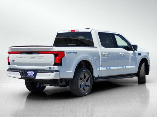 2025 Ford F-150 Lightning LARIAT
