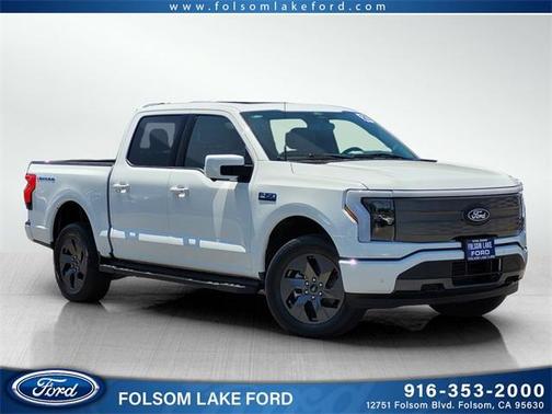 2025 Ford F-150 Lightning LARIAT