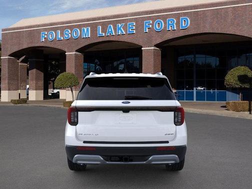 2025 Ford Explorer Platinum