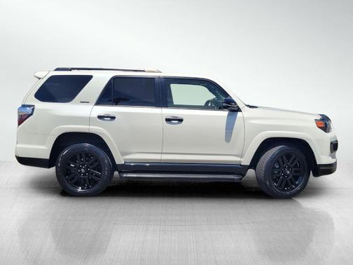 Blizzard Pearl 2021 Toyota 4Runner Nightshade