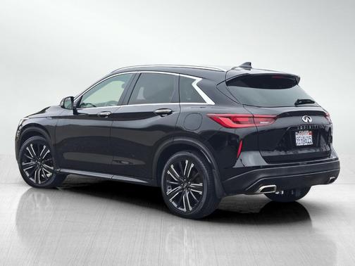 2022 INFINITI QX50 Luxe