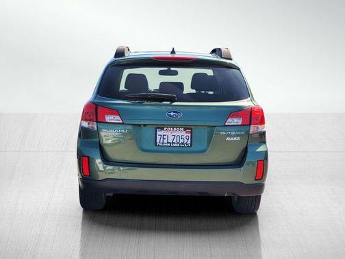 Cypress Green Pearl 2013 Subaru Outback 2.5i Limited