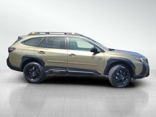 Autumn Green Metallic 2022 Subaru Outback Wilderness