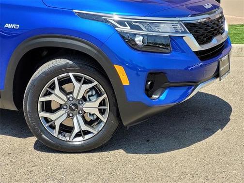 2023 Kia Seltos EX