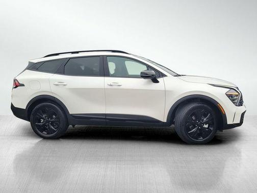 2025 Kia Sportage Plug-In Hybrid X-Line