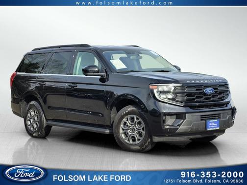 2025 Ford Expedition Active