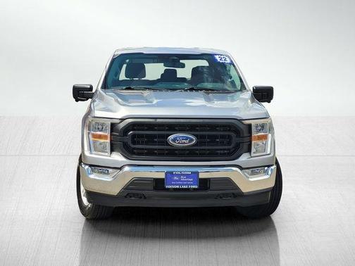 Silver Metallic 2022 Ford F-150 XL