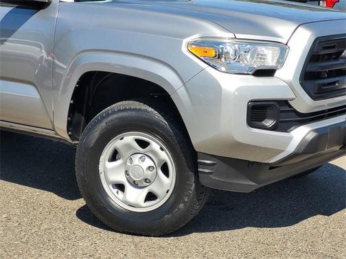 2016 Toyota Tacoma SR