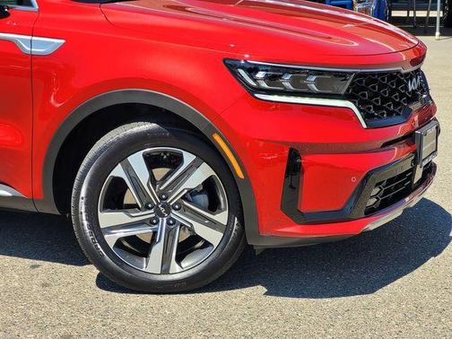 Red 2023 Kia Sorento Hybrid SX Prestige