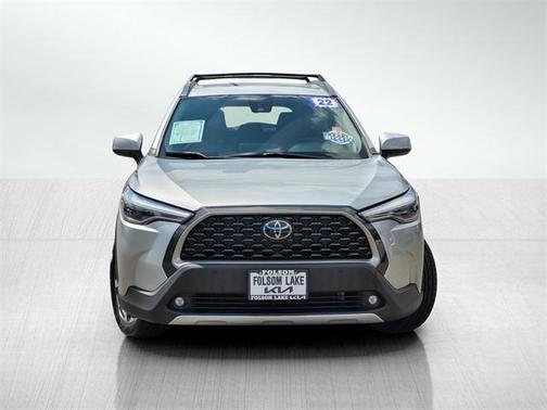 2022 Toyota Corolla Cross XLE