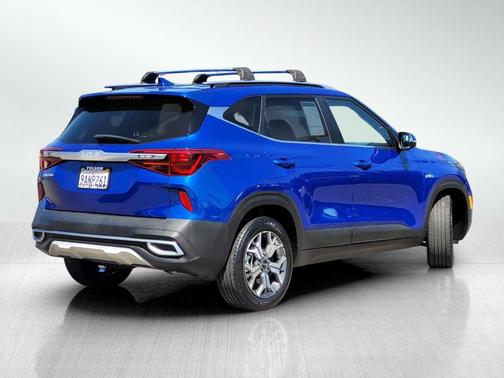 2022 Kia Seltos EX