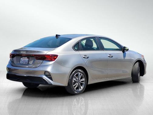 Steel Gray 2023 Kia Forte LXS