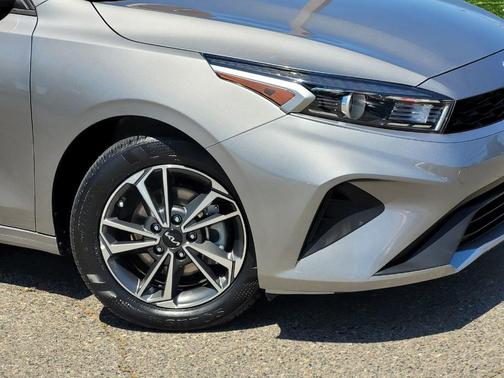 Steel Gray 2023 Kia Forte LXS