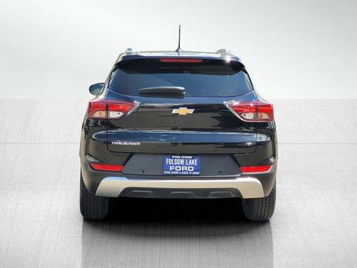 Black Metallic 2021 Chevrolet Trailblazer LT
