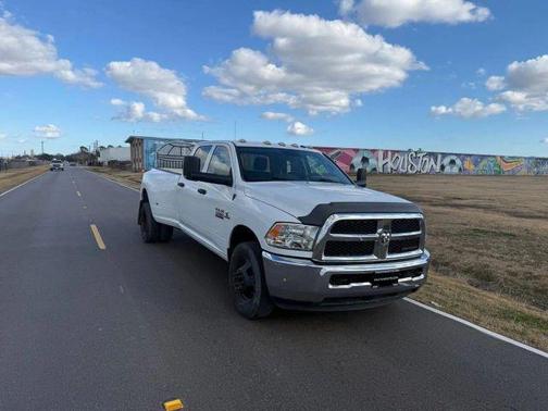 Bright Silver Clearcoat Metallic 2018 RAM 3500 Tradesman