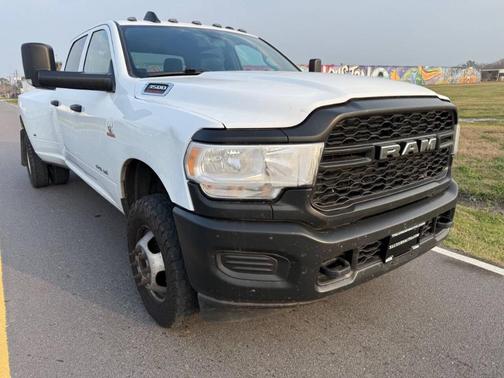2022 RAM 3500 Tradesman