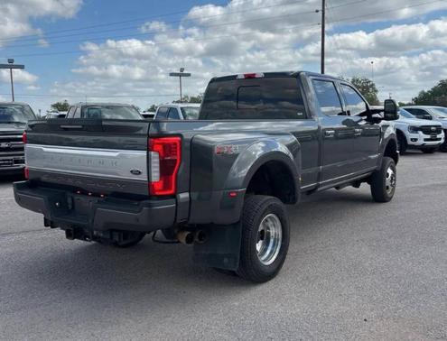 Gray 2019 Ford F-350 Platinum