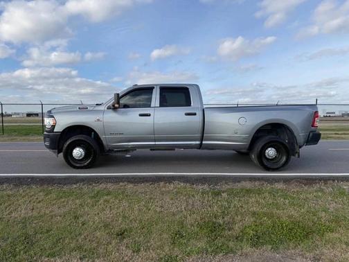 2022 RAM 3500 Tradesman