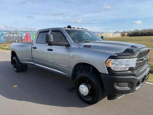 Billet Silver Clearcoat Metallic 2022 RAM 3500 Tradesman