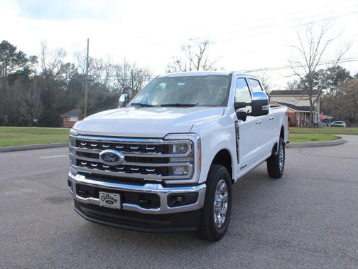 White Metallic 2026 Ford F-250 Lariat