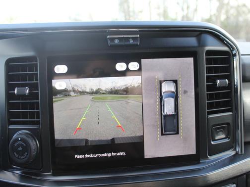 White Metallic 2026 Ford F-250 Lariat