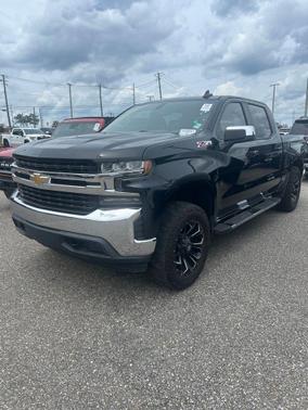 Black 2019 Chevrolet Silverado 1500 LT