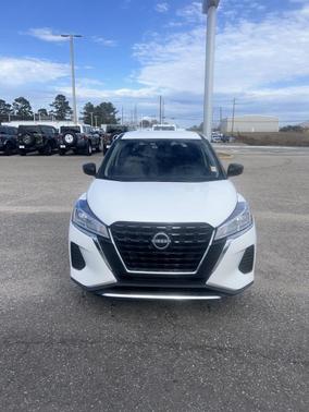 2024 Nissan Kicks S